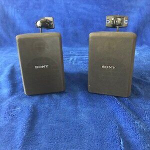 Sony Wall Speakers (2) 🎶🎵